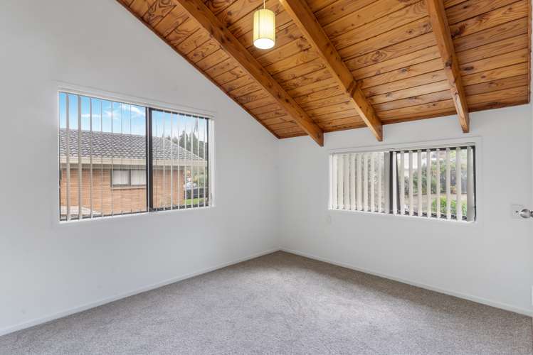 1/6 Eugenia Rise Totara Heights_11