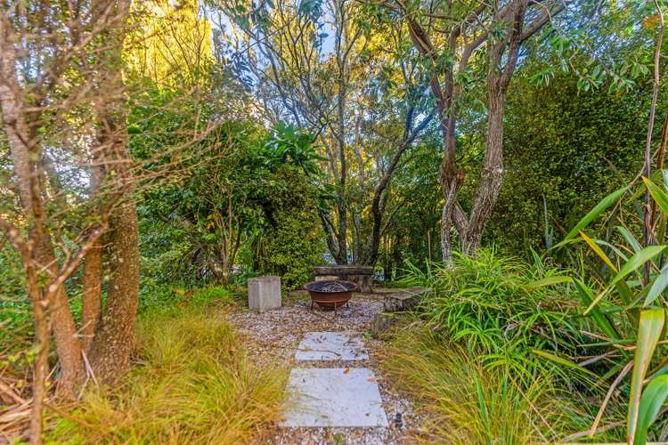 40 Peter Terrace Castor Bay_19