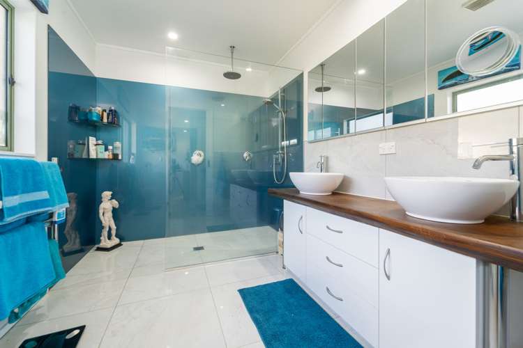 524i Paierau Road Opaki_14