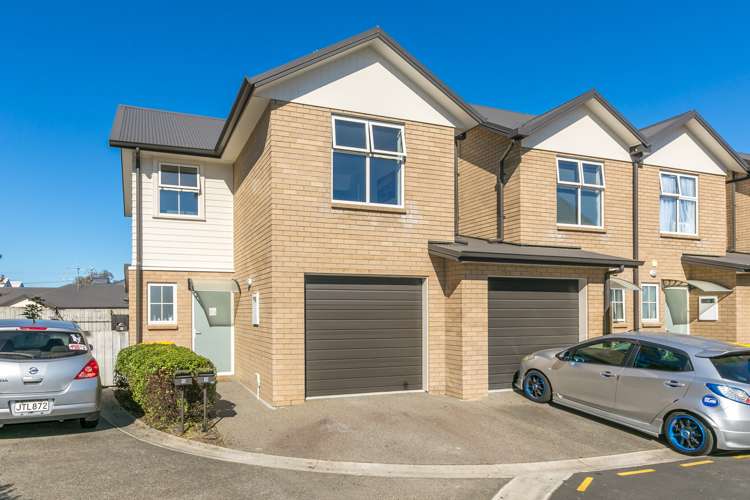 19 Chiefs Court Hamilton East_0