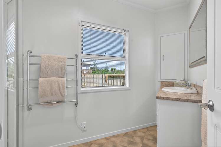 5 Heather Street Mangawhai Heads_8