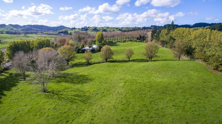 945 Waiotira Road Mangapai and Surrounds_18