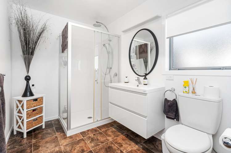 22 Sando Way One Tree Point_12