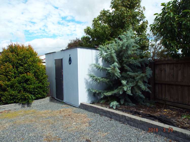 1b Front Miranda Road Waitakaruru_13