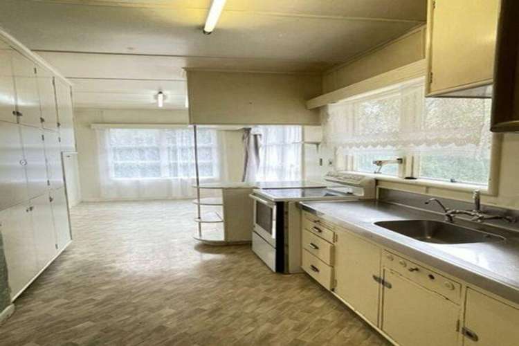 6 BEATTY ROAD_5