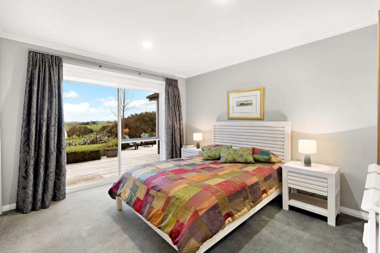 2/234 Gillard Road Ngahinapouri_17