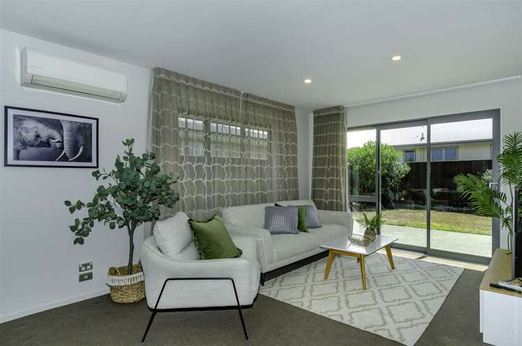 21 Eastfield Drive Lincoln_10