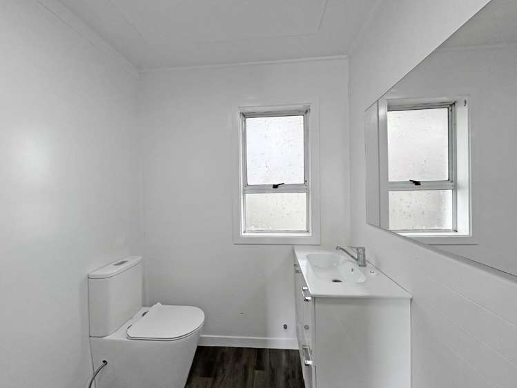 117 Salford Street 10437_8