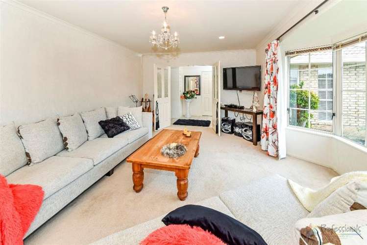 52 Rathmar Drive Manurewa_1