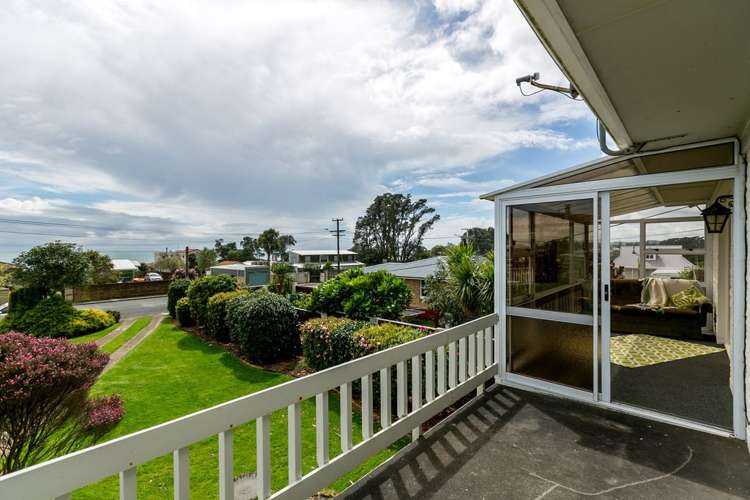 32 Jans Terrace Oakura_4