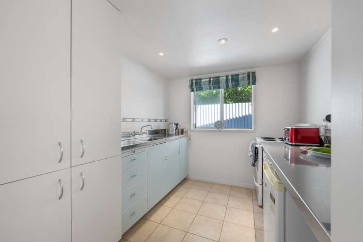 8 Karaka Street Rarangi_3