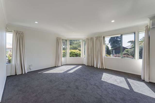 27 Kingsford Drive Stoke_1