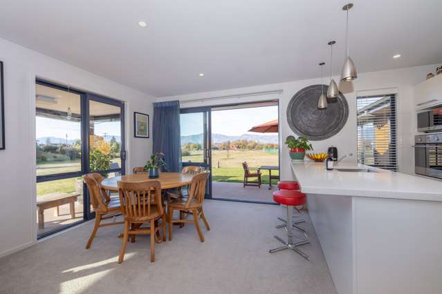 1 Jack Young Place Albert Town_2