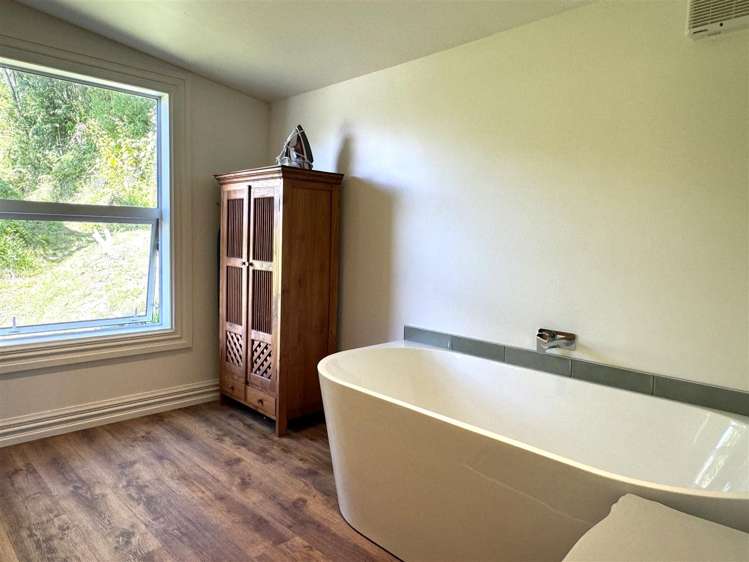 40 Chapel Street Greymouth_26