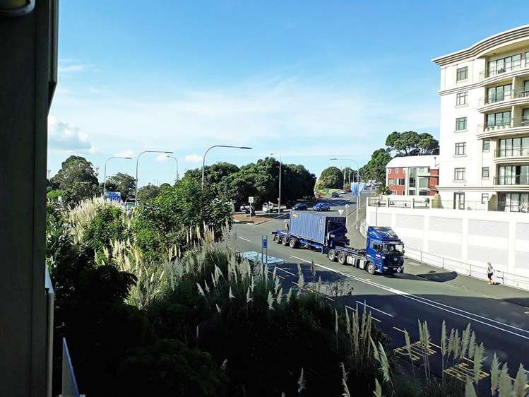 88 The Strand 1761_3