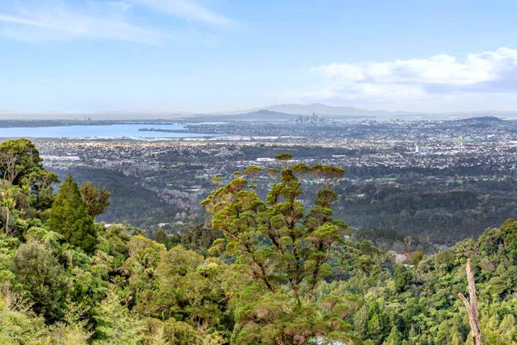 33 Quinns Road Waiatarua_31