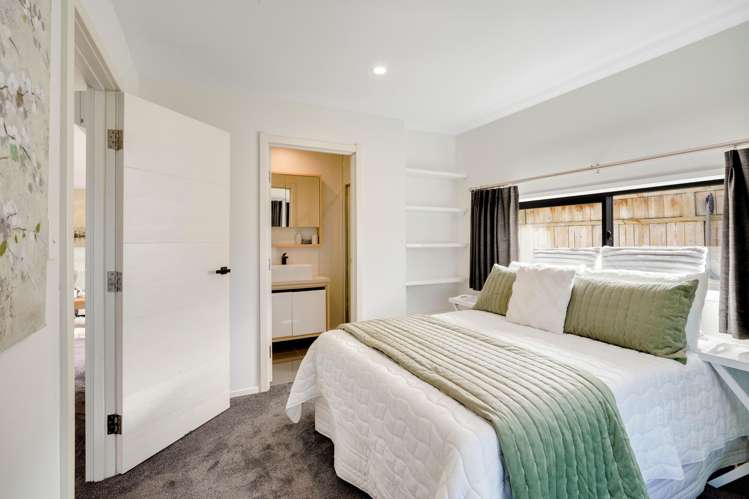 2/34 Blackburn Street_3