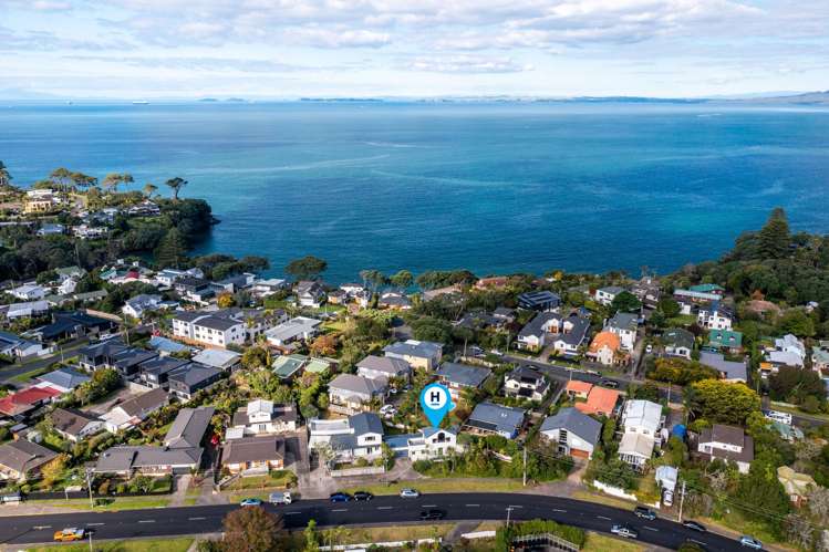 2/953 Beach Road Torbay_20