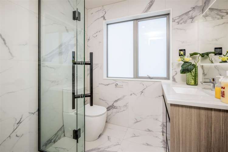 8 Whawhaki Road Beachlands_26