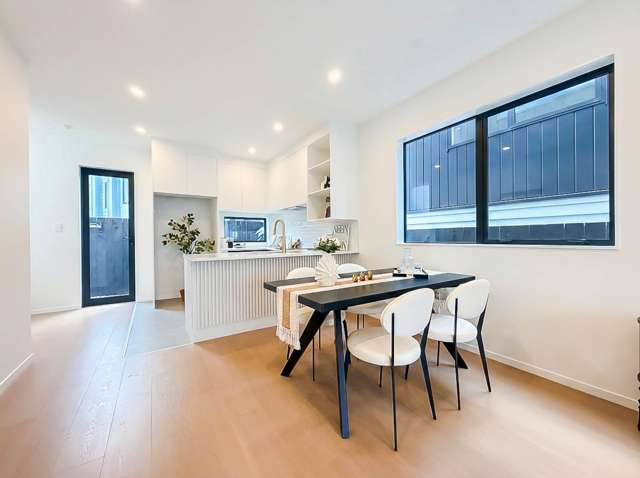 4/11&13 Tabitha Crescent Henderson_2