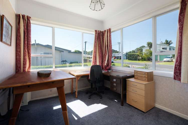 29 Roretana Drive Athenree_12