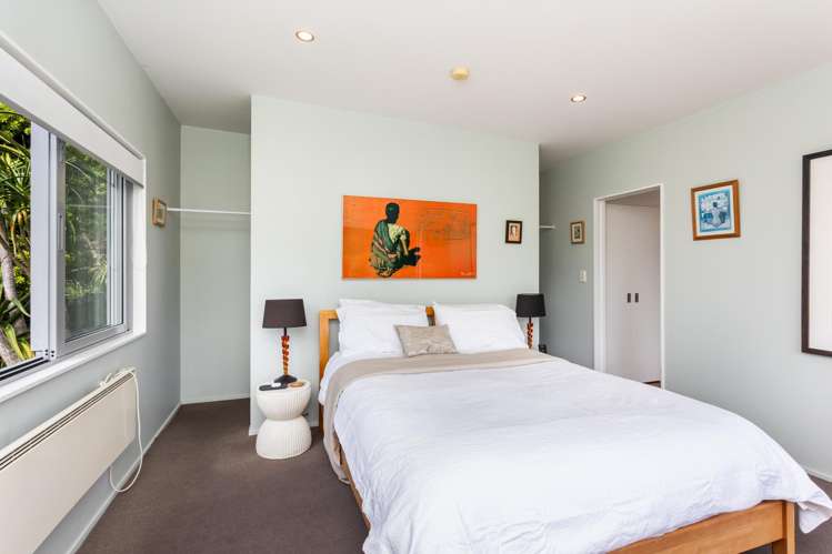 296 Piha Road Piha_33