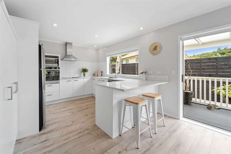 7 Phoebe Meikle Place Torbay_11