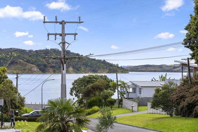 40 Lorenzen Bay Road Raglan_3