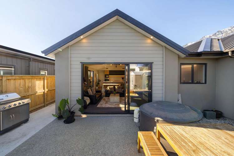 55 Cheviot Street Jacks Point_23