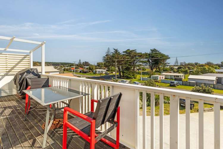 72 Park Avenue Waitarere Beach_17