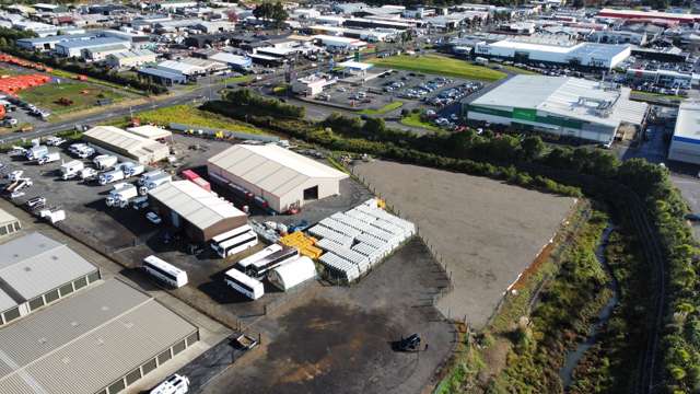 202 Manukau Road Pukekohe_2