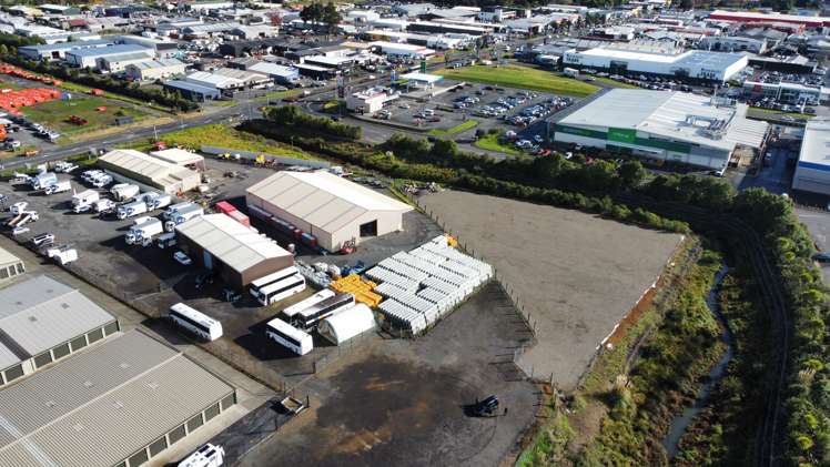 202 Manukau Road Pukekohe_1