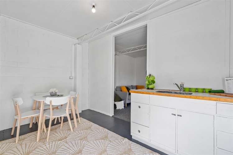 3a Kouma Place Fairy Springs_7