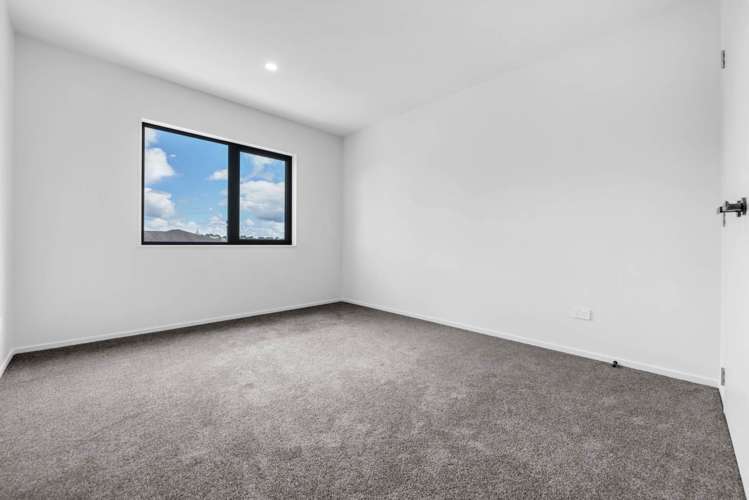 1/7 Edgar Pearce Place Howick_9