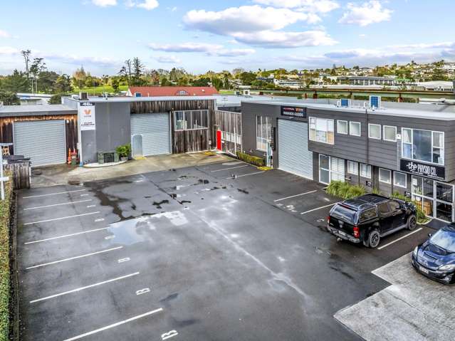 A and B/46 Porana Road Wairau Valley_4