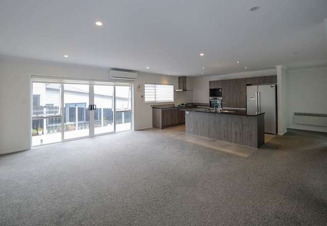 9 Pioneer Rise Silverdale_1