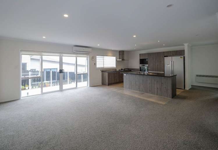 9 Pioneer Rise Silverdale_1