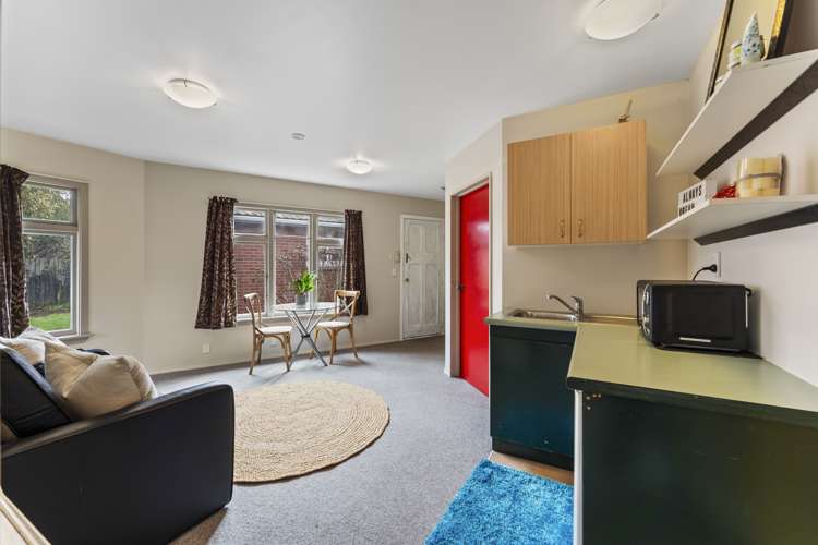 30 Hassals Lane Waltham_19