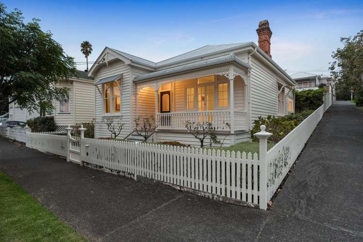 6 Pentland Avenue Mount Eden_24