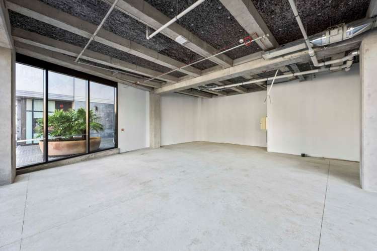 1G/38 Khyber Pass Road Grafton_2