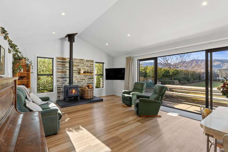 25 Bell Street Lake Hawea_8