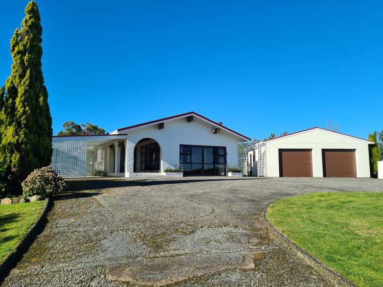 629 Mountain Road Maungaturoto_7