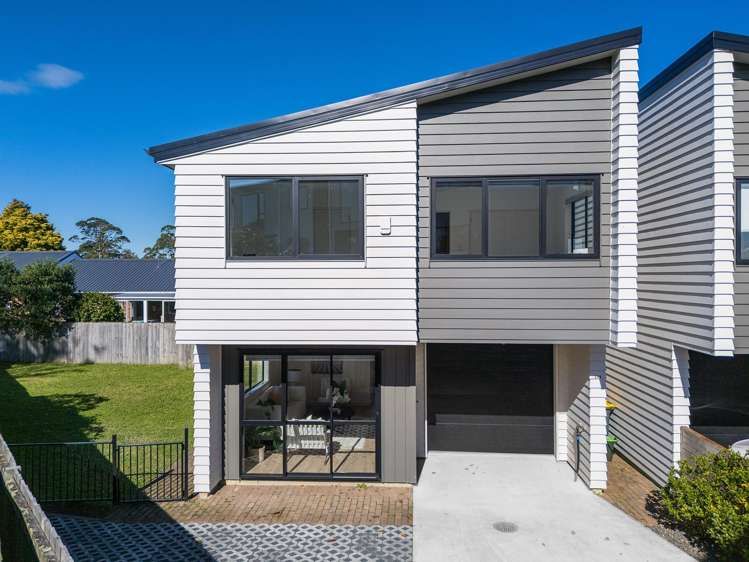 29A Mackenzie Street Te Atatu South_16
