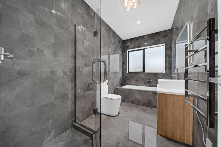 28 Korowhiti Road Clarks Beach_16