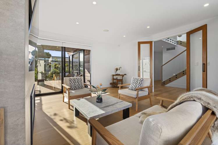 37 Lake Pupuke Drive Takapuna_14