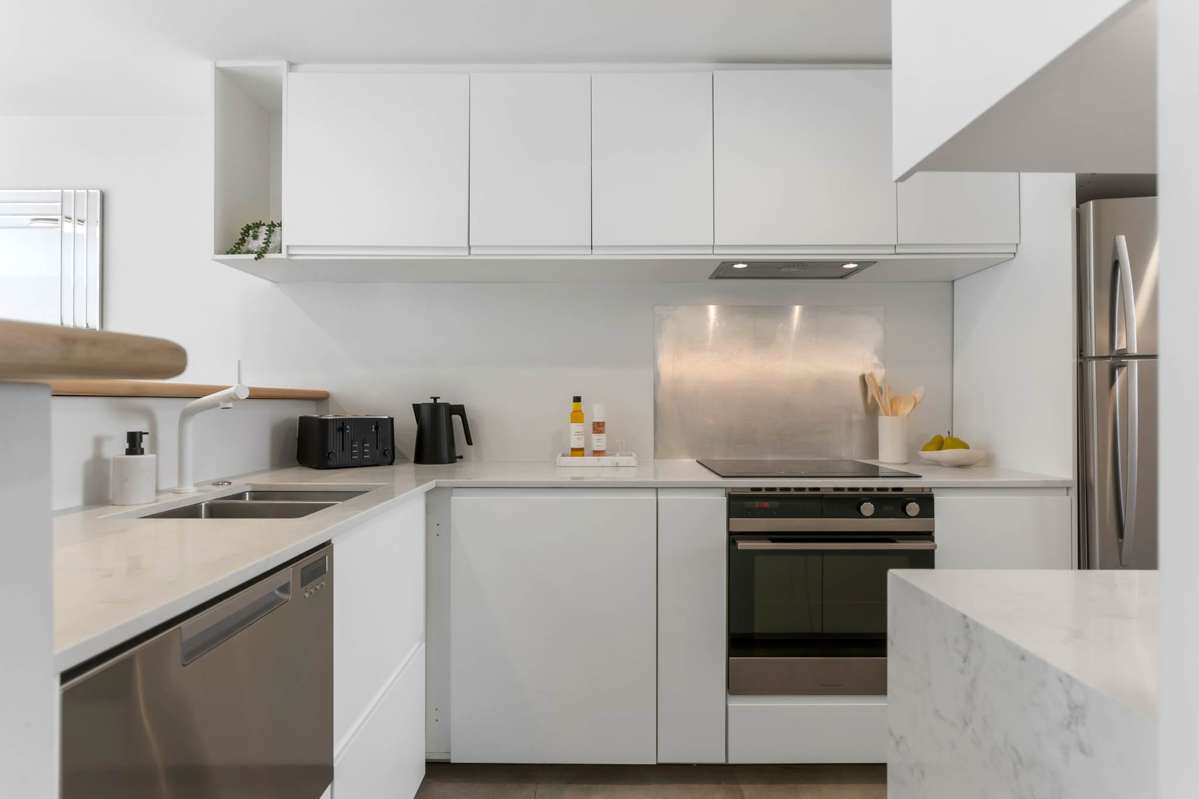 9/6 Sarsfield Street_3