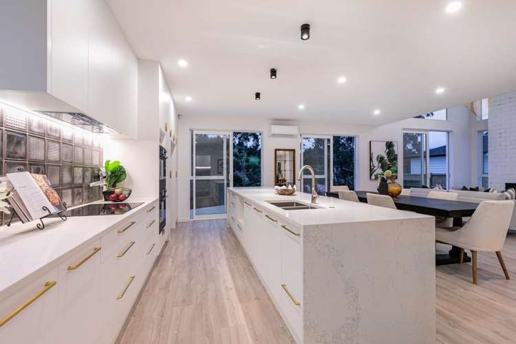 22 Puruatanga Road Wainui_11