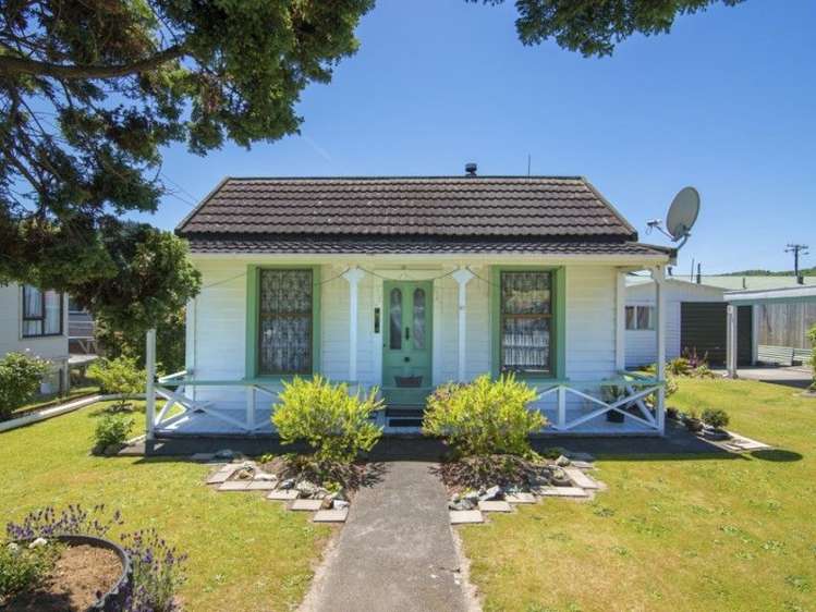 67 Broadway Picton_3