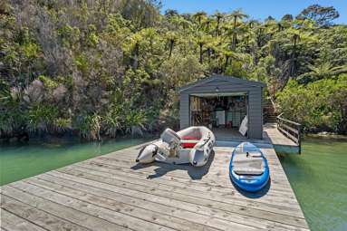 Fence Bay_1