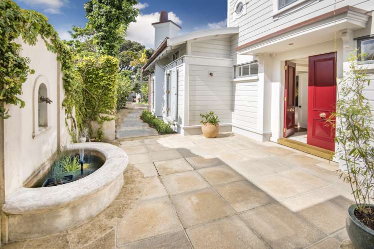 8 Arawa Avenue Devonport_3